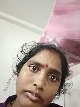 Snapshot of Guriya0076 chatting on July 7, 11:14 am Guriya0076 online show from July 7, 11:14 am
