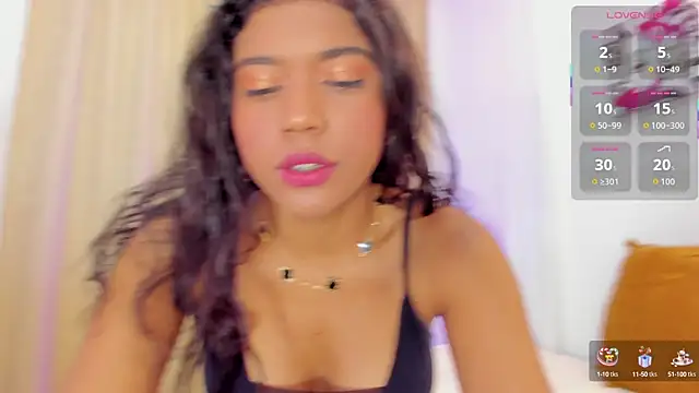 Snapshot of andrea_sanchezz chatting on September 18, 11:34 am andrea sanchezz online show from September 18, 11:34 am