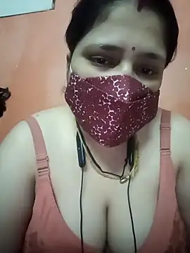 Snapshot of Kaja1919 chatting on October 29, 10:11 pm Kaja1919 online show from October 29, 10:11 pm