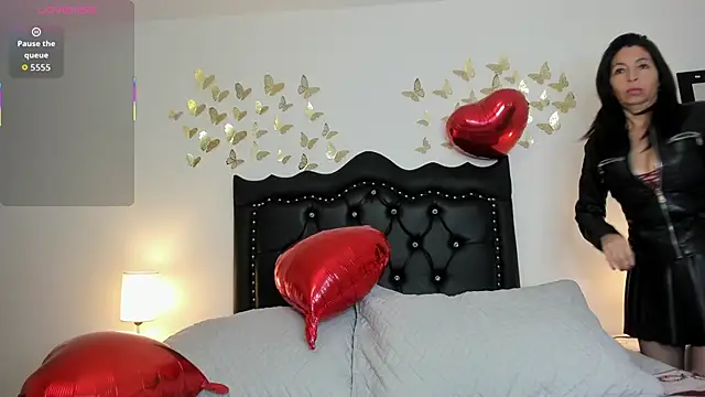 SabinaDeluxe cg online show from February 14, 12:46 pm