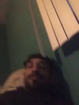 BEBE5757 online show from March 15, 11:49 am