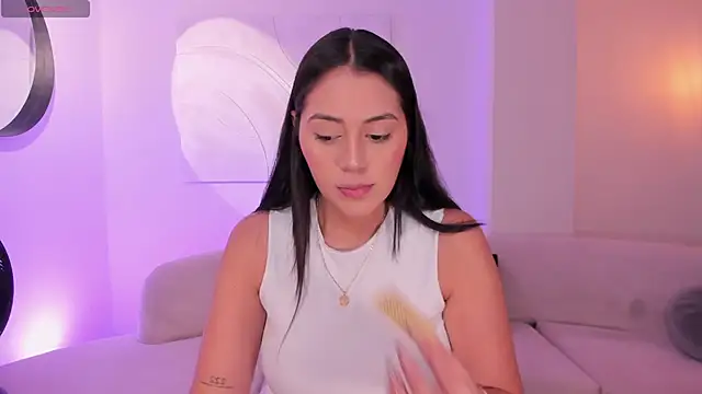 AmbarJames  online show from March 12, 12:11 pm