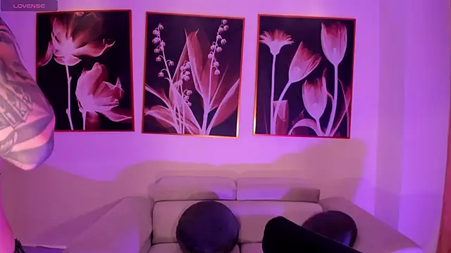 MilaLawrence online show from April 5, 3:42 pm