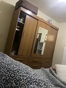 PIROCAGG21 online show from April 4, 1:59 am