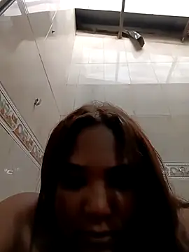 Snapshot of BigLaila chatting on March 16, 7:29 pm BigLaila online show from March 16, 7:29 pm