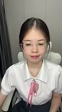 Qianqian-888 online show from November 2, 1:19 am