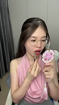 Qianqian-888 online show from November 16, 1:00 am