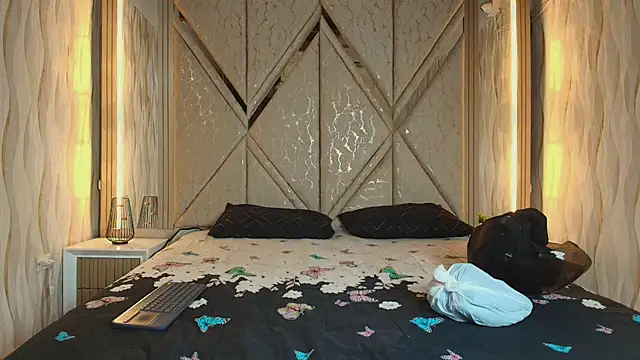 Hotcouple 222 online show from January 12, 7:24 am