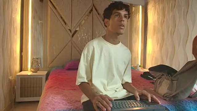 Hotcouple 222 online show from February 27, 7:14 pm