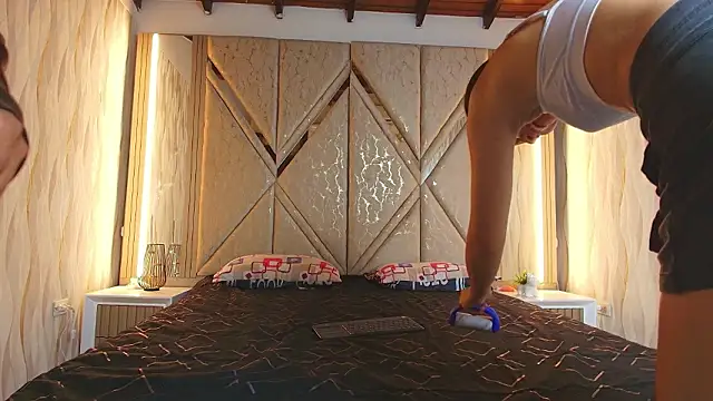 Hotcouple 222 online show from March 13, 7:26 am