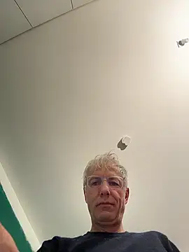 SexyLeon8 online show from January 11, 3:39 pm