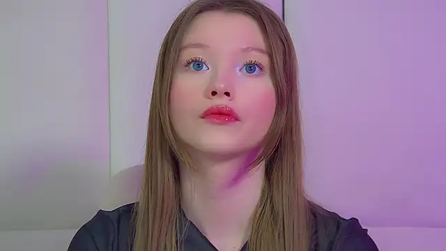 Snapshot of KeiraAsti chatting on May 12, 6:49 pm KeiraAsti online show from May 12, 6:49 pm