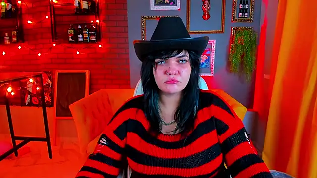 MaryHarrys online show from October 31, 2:56 am