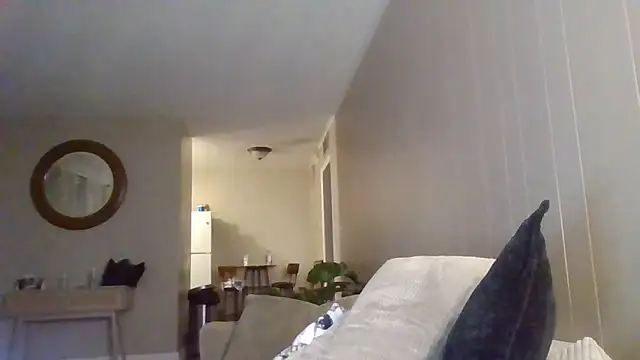 Snapshot of Miss_honey94 chatting on September 28, 9:58 am Miss honey94 online show from September 28, 9:58 am