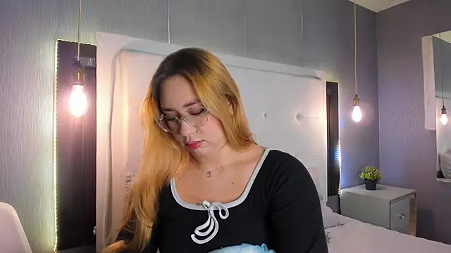 ximenanoah online show from February 21, 12:17 pm