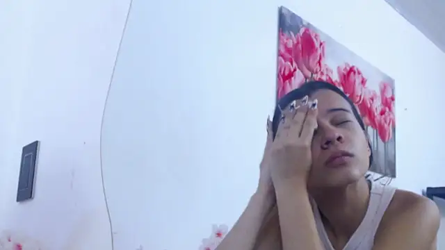 pinky f00x online show from March 30, 7:26 pm