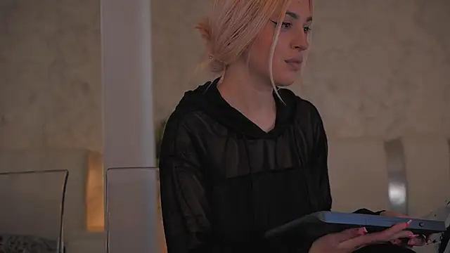 daisyblushh online show from February 2, 3:11 pm