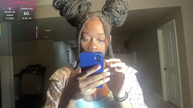 maskedgirl5005 online show from September 17, 6:09 pm