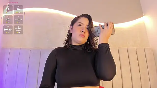 aisha duque online show from June 3, 7:41 pm