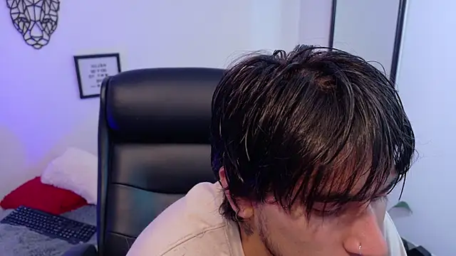 Elian savoy online show from April 5, 10:07 pm