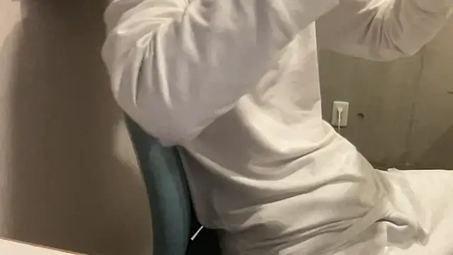 Lotus boy online show from October 31, 12:28 pm