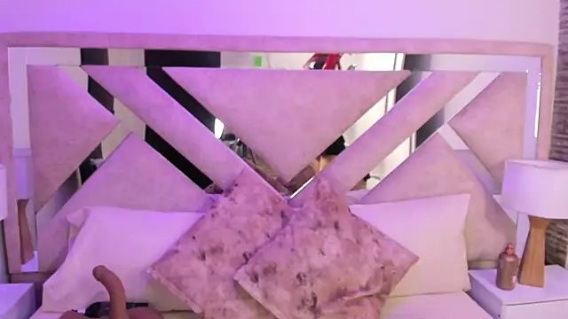 ximena vasquez8 online show from December 14, 1:22 am