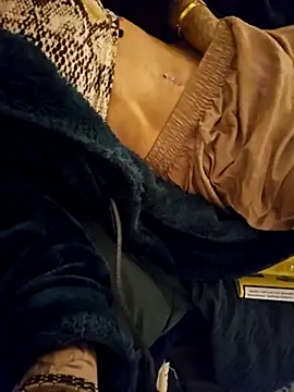 Snapshot of Tannedtattooed69 chatting on September 14, 3:05 am Tannedtattooed69 online show from September 14, 3:05 am