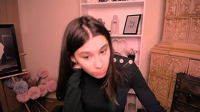 RosaRay  online show from March 21, 8:19 am