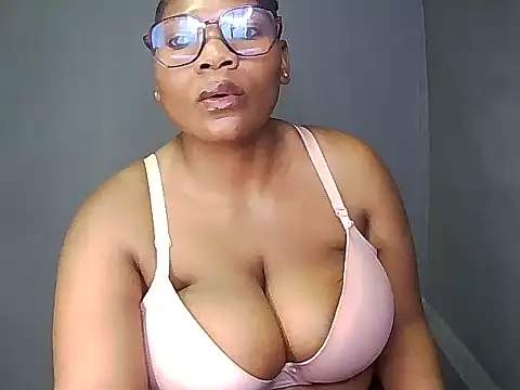 Snapshot of _Busty101_ chatting on September 9, 12:15 pm Busty101 online show from September 9, 12:15 pm