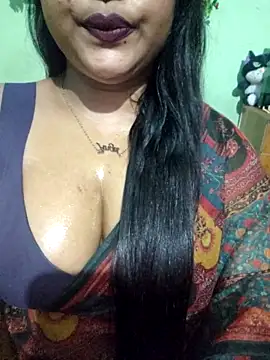 Snapshot of JIYA-04 chatting on March 25, 3:40 pm JIYA-04 online show from March 25, 3:40 pm