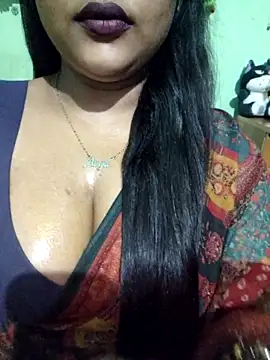 Snapshot of JIYA-04 chatting on March 29, 5:51 am JIYA-04 online show from March 29, 5:51 am