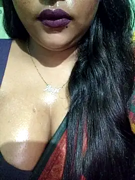Snapshot of JIYA-04 chatting on May 15, 1:07 pm JIYA-04 online show from May 15, 1:07 pm