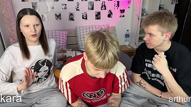 Snapshot of olivertasty chatting on February 3, 6:24 pm olivertasty online show from February 3, 6:24 pm