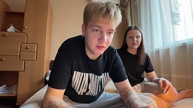 Snapshot of olivertasty chatting on February 18, 1:40 pm olivertasty online show from February 18, 1:40 pm