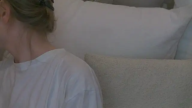 miamunn online show from November 15, 6:26 pm