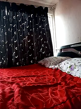 SharonDustLove online show from September 24, 9:40 pm