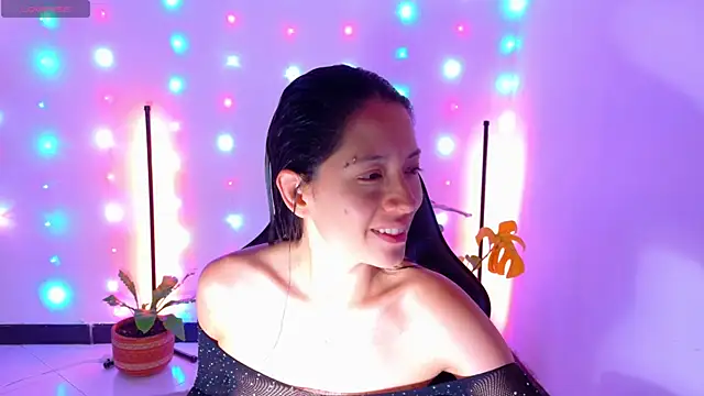 Sarasavage online show from April 20, 3:04 pm