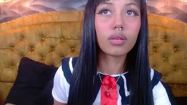 Snapshot of SachaBratz chatting on February 20, 2:06 pm SachaBratz online show from February 20, 2:06 pm