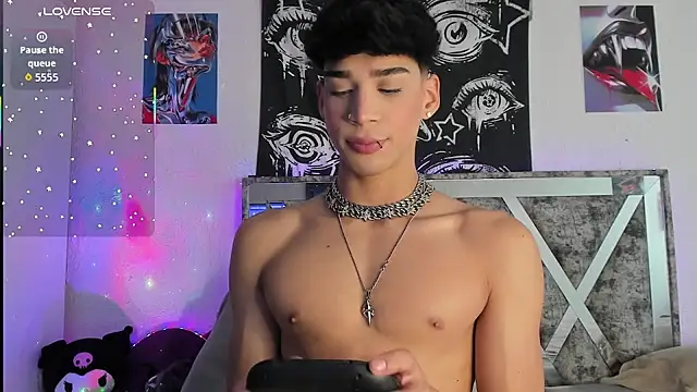 Dark Boy26 online show from May 29, 1:36 am