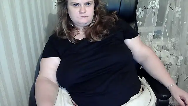 Snapshot of HollyXEva chatting on September 20, 9:38 pm HollyXEva online show from September 20, 9:38 pm