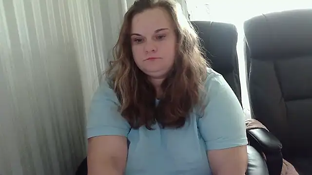 Snapshot of HollyXEva chatting on September 28, 10:20 am HollyXEva online show from September 28, 10:20 am