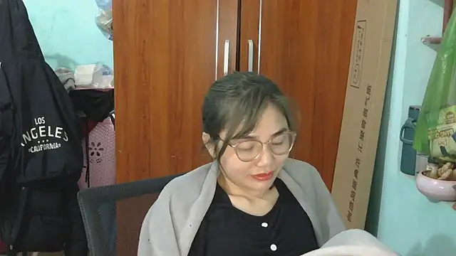 Uhem112 online show from January 15, 1:16 pm