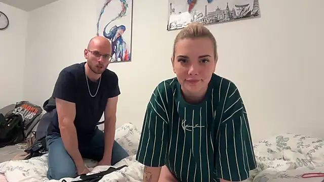 Foxy Bite online show from November 5, 9:04 pm