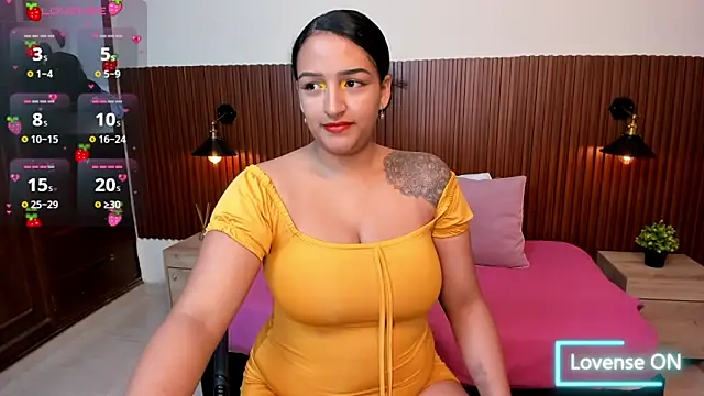 Snapshot of ElectraRose_ chatting on September 29, 11:59 am ElectraRose online show from September 29, 11:59 am