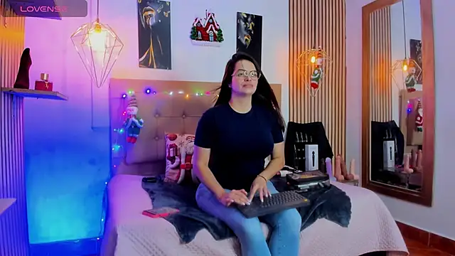  samanthaa foxx online show from December 21, 11:06 am