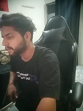 Kartikkartik8595 online show from March 22, 9:29 pm