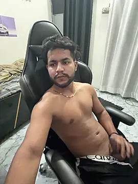 Kartikkartik8595 online show from April 12, 10:48 pm