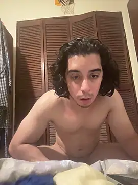 Snapshot of Papiluis96 chatting on March 1, 3:19 am Papiluis96 online show from March 1, 3:19 am