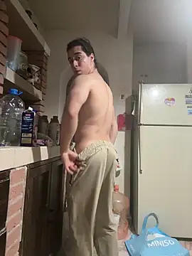 Snapshot of Papiluis96 chatting on March 2, 4:58 am Papiluis96 online show from March 2, 4:58 am