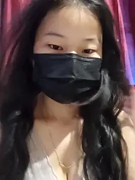 Snapshot of sia_143 chatting on November 17, 7:14 am sia 143 online show from November 17, 7:14 am